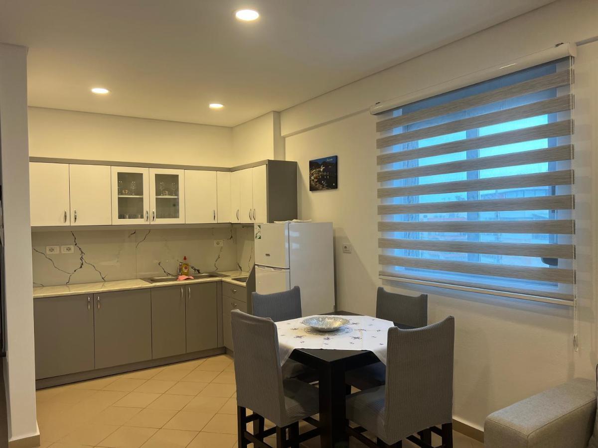 Lorenso Guest House Saranda Zewnętrze zdjęcie
